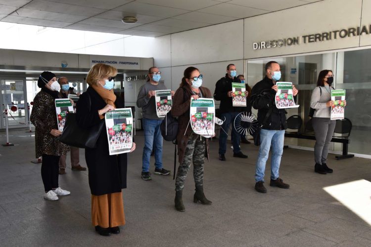 sanitarios-protesta-centro-salud-otero-ingesa-6