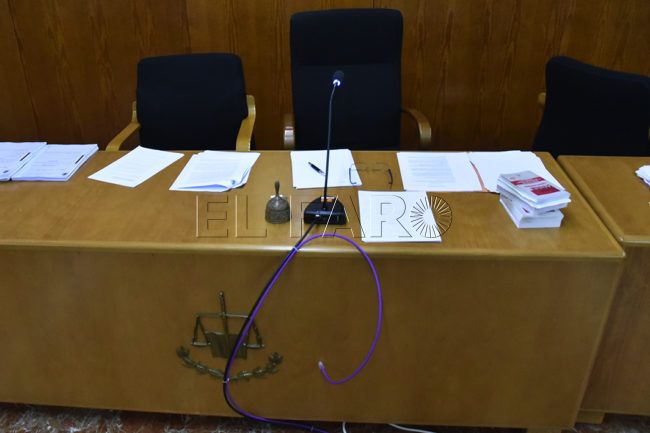 audiencia-provincial-mesa-jueces