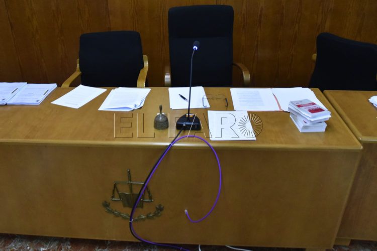 audiencia-provincial-mesa-jueces