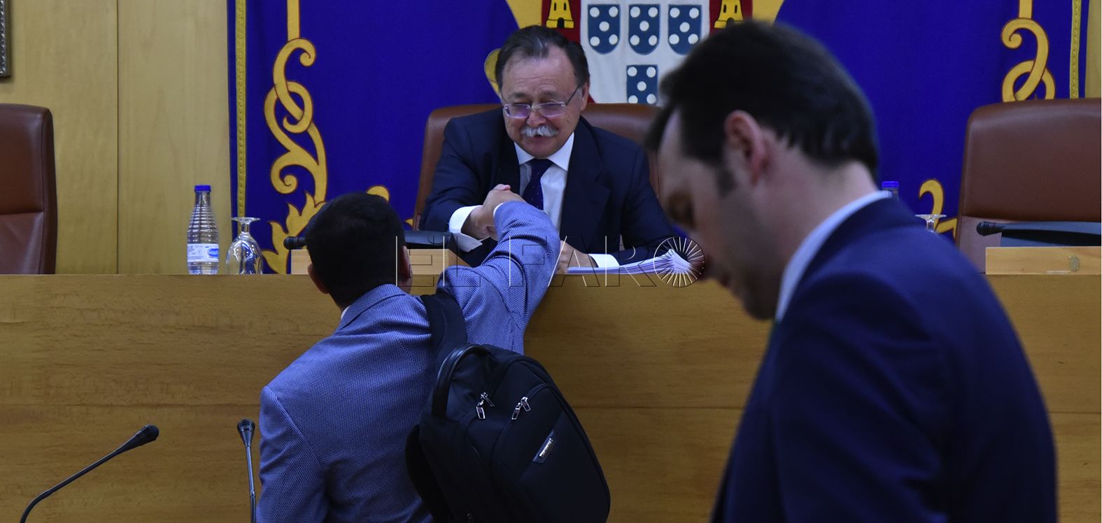 vivas-manuel-hernandez-juan-sergio-redondo-pp-psoe-vox-pleno