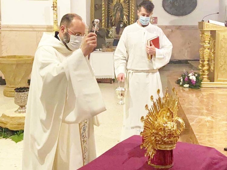 corona-siglo-xviii-virgen-africa-bendecida-1