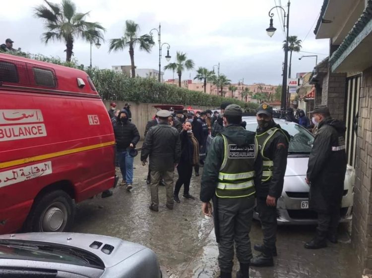 inundaciones-tanger-ambulancia