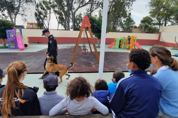 policia-nacional-exhibicion-centro-san-ildefonso-1