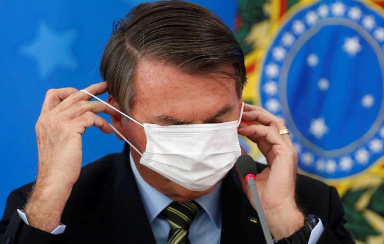 bolsonaro-brasil-mascarilla