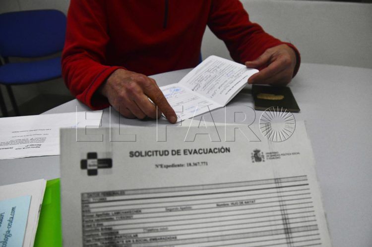 denuncia-bebe-evacuado-cadiz-sin-madre-papeles-2
