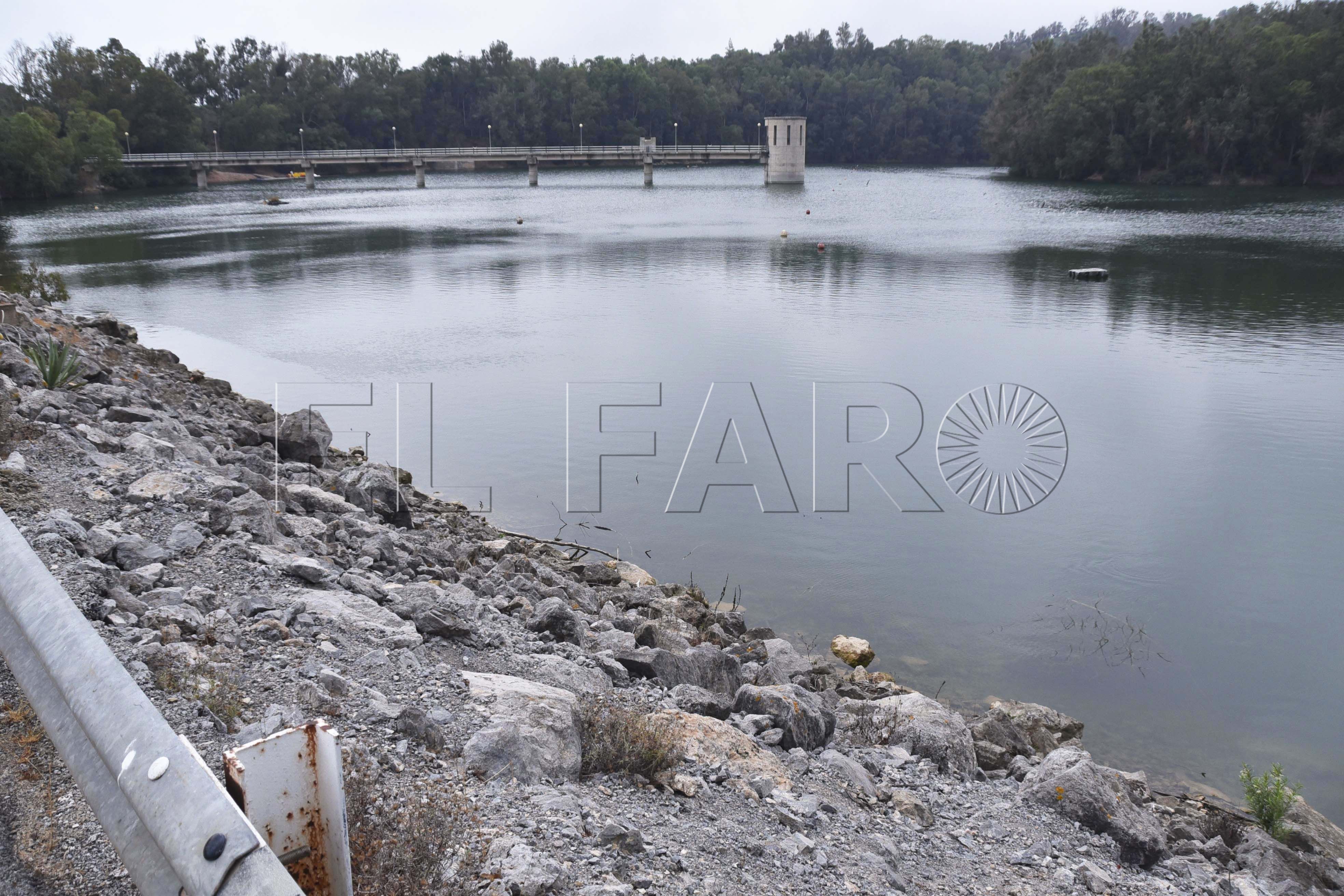 embases-infierno-pantano-agua