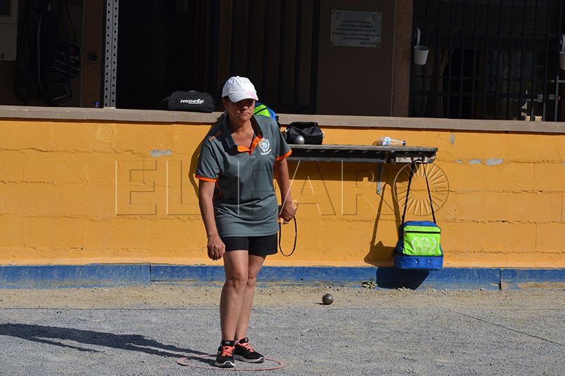 petanca-díadelamujer