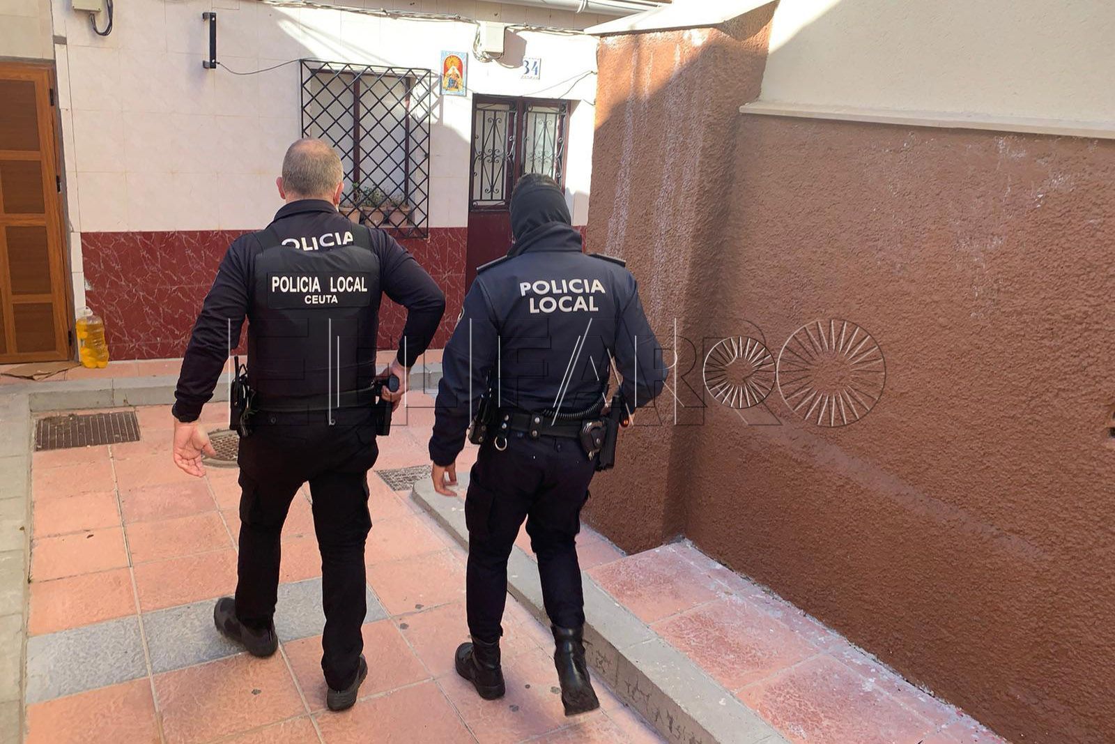 policia-local-calles-recinto