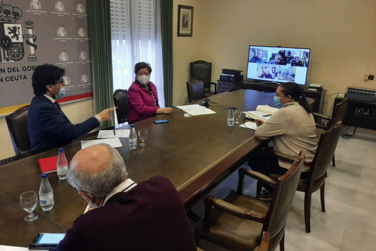 reunion-delegacion-gobierno