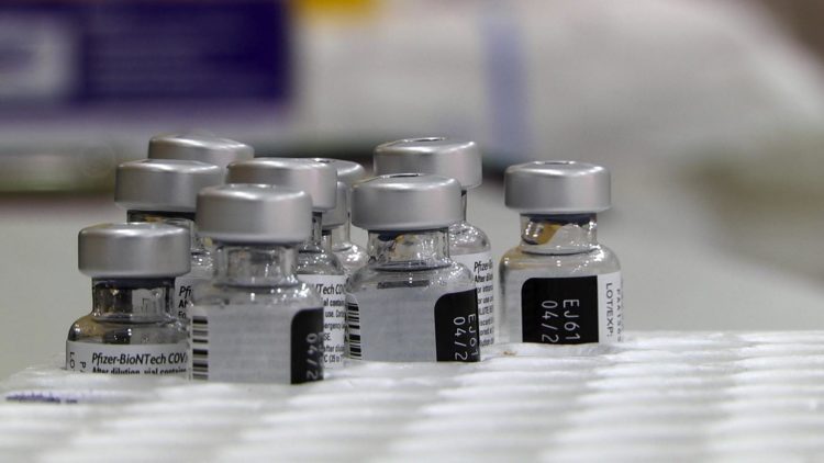 vacuna-pfizer-tarro-coronavirus