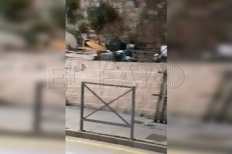 vertedero-calle-san-daniel