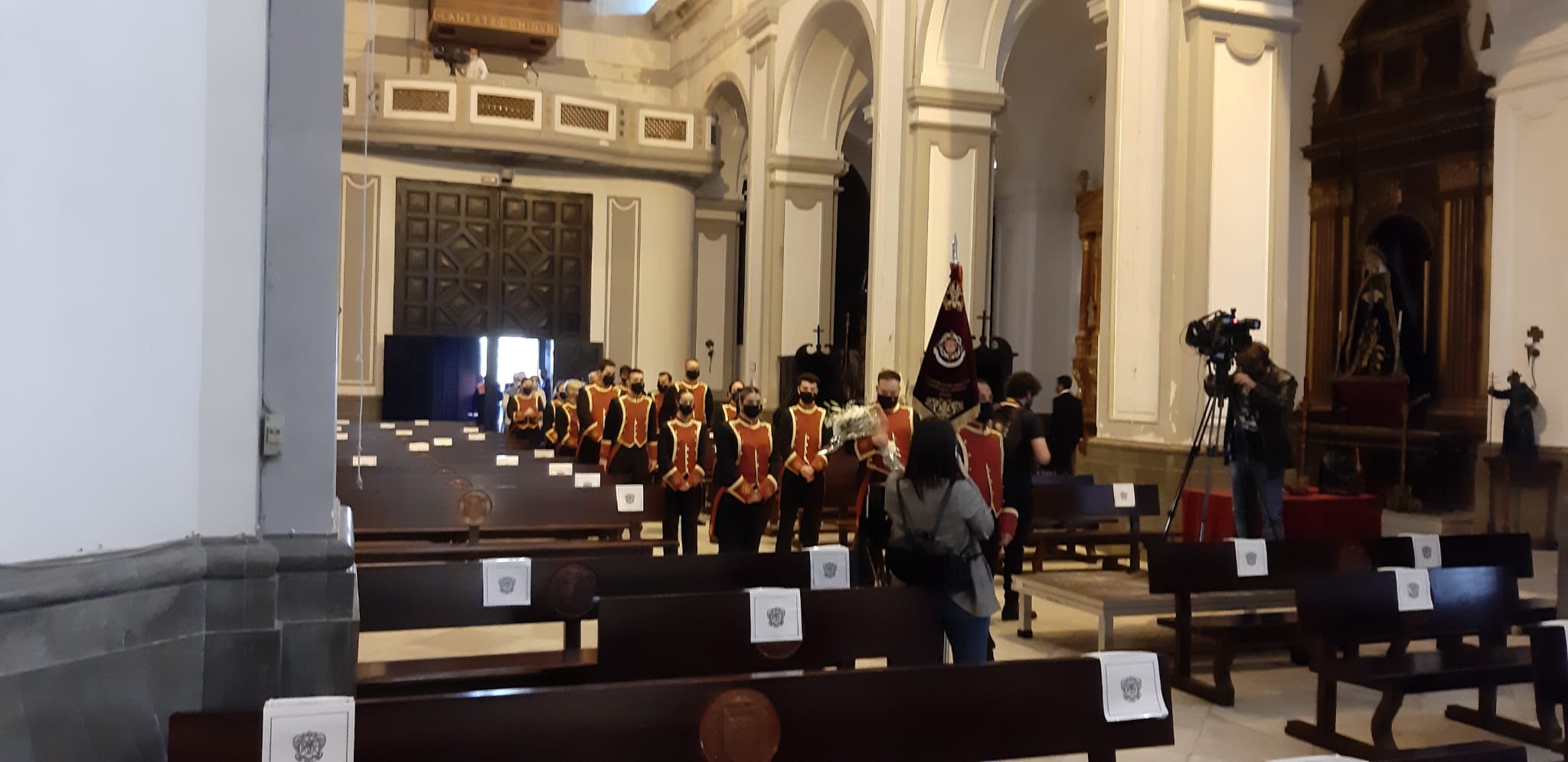banda-amargura-ofrenda-floral-resucitado-1