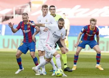 benzema-jordi-alba-kroos-de-jong-madrid-barcelona