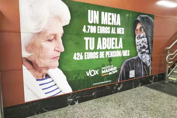 cartel-mena-pension-abuela