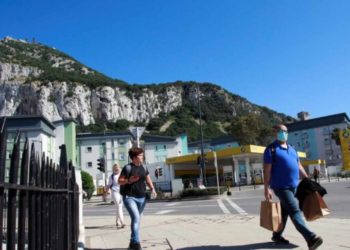 gibraltar-peñon-coronavirus-gente