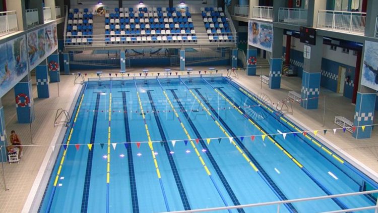 piscina-guillermo-molina-generica