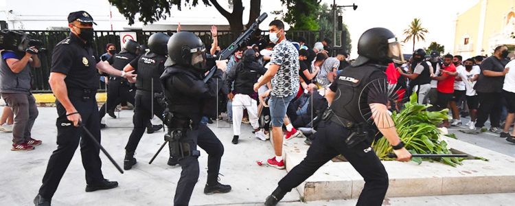altercados-manifestacion-abascal-6