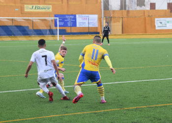 ceuta-conil-futbol-jose-martinez-pirri