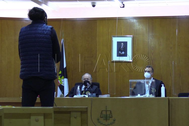 juicio-acusado-matar-padrastro-audiencia-provincial