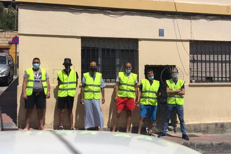 poblado-regulares-vigilancia-entrada-inmigrantes