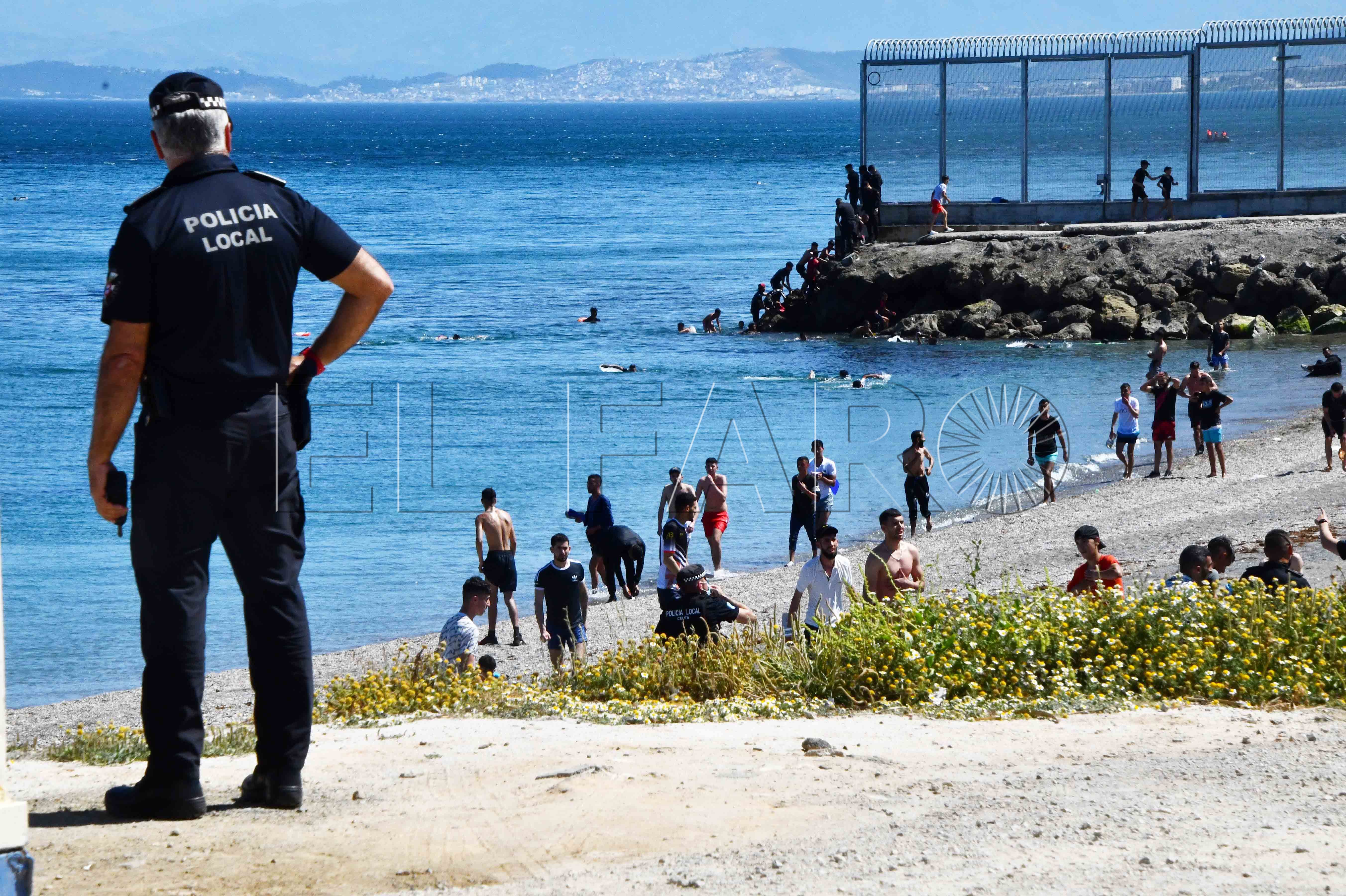 policia-local-inmigrante-entradas-tarajal