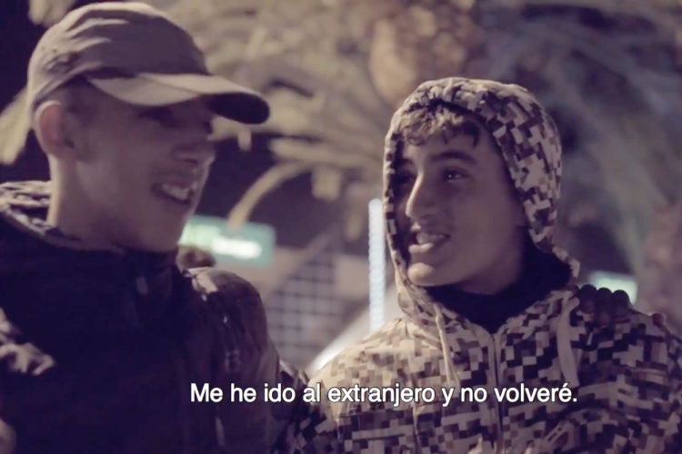 Muhamed, a la derecha