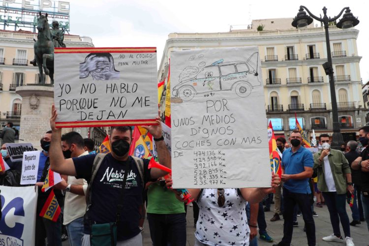 Guardias civiles de todo el país se manifiestan en Madrid por sus derechos