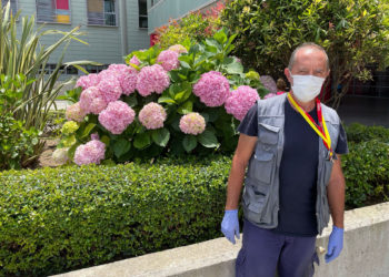 jardinero-hospital-juan-jose-corpas-4