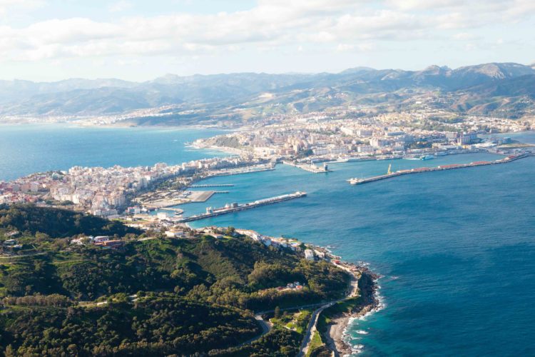vista-generica-puerto-ceuta