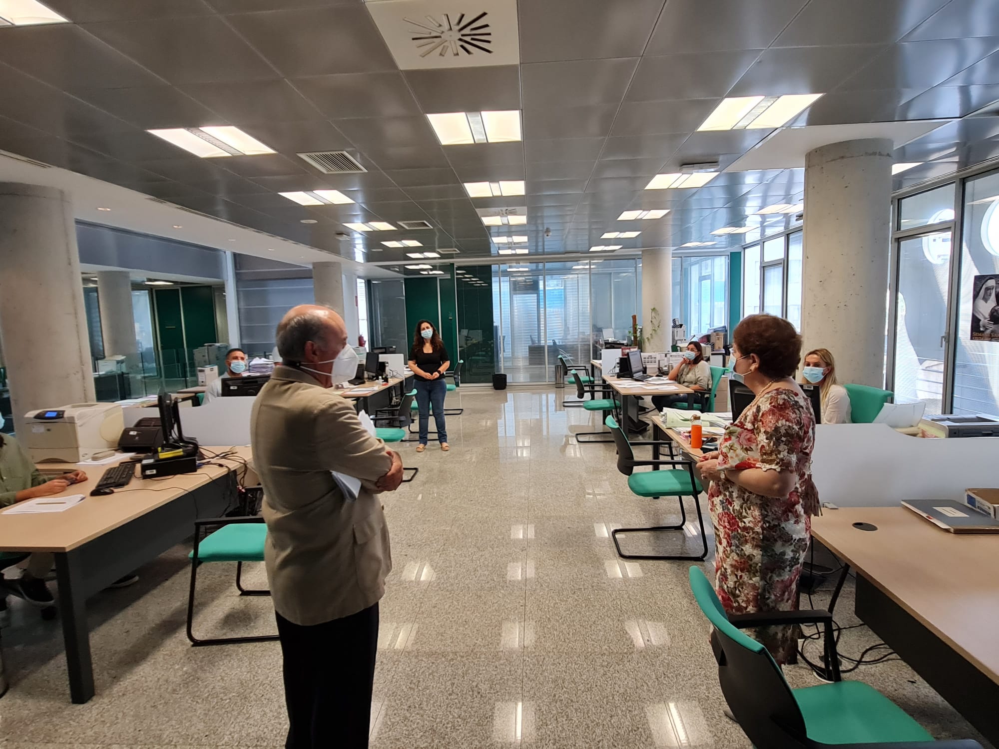 delegada-salvadora-mateos-visita-instituto-nacional-tesoreria-seguridad-social-5