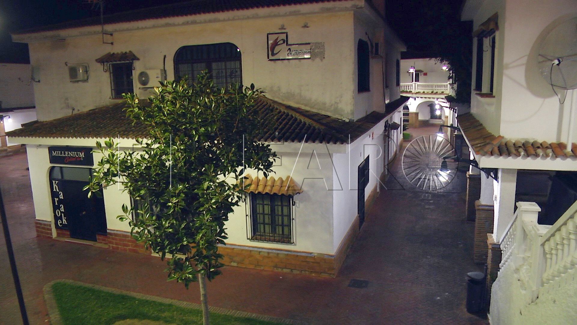 poblado-marinero-noche