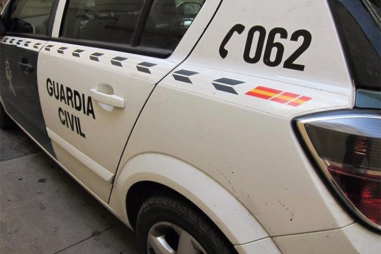 coche-patrulla-guardia-civil