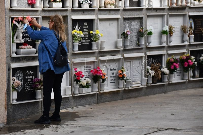 cementerio-dia-todos-santos-001