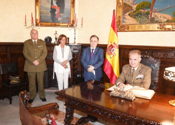 jefe-mando-canarias-despedida-vivas-003