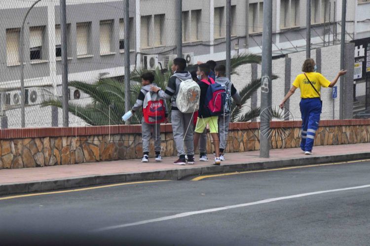 menas-samu-colegio