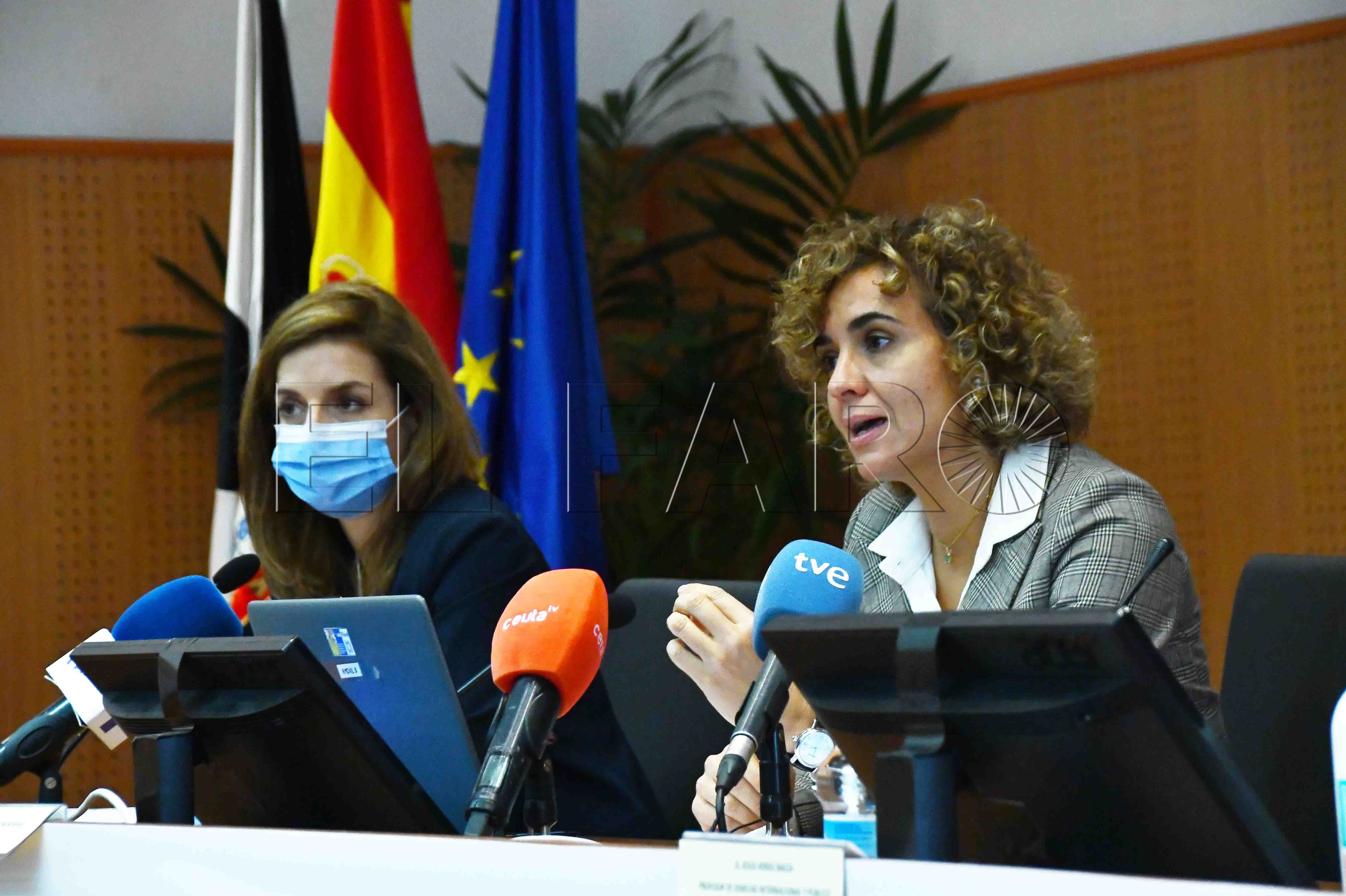dolors-montserrat-pp-parlamento-europeo-1