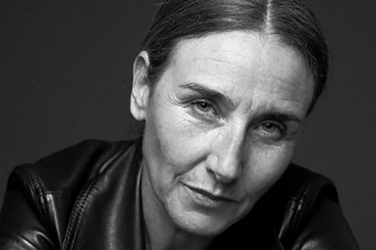 mona-martinez-actriz-casa-bernarda-alba