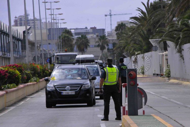 control-puerto-guardia-civil