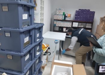 llegan-ceuta-vacunas-pediatricas-pfizer-menores-010