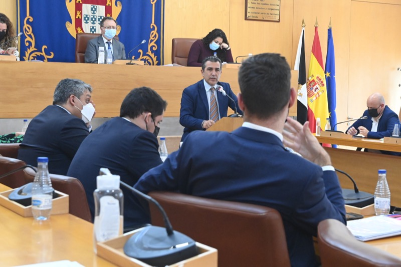 pleno-presupuestos-ceuta-rontome-votacion-004