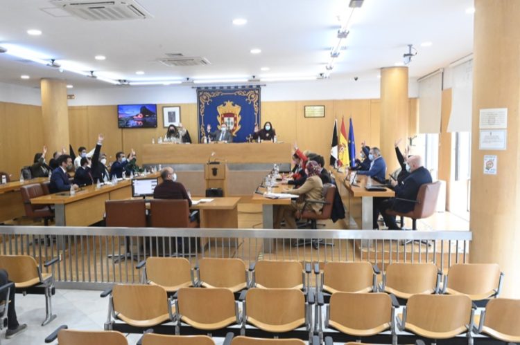 pleno-presupuestos-ceuta-rontome-votacion-006