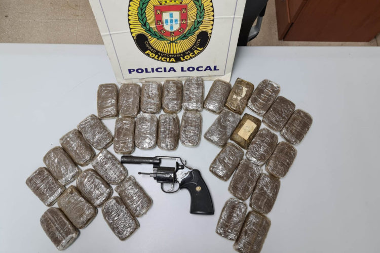policia-local-drogas-principe-revolver