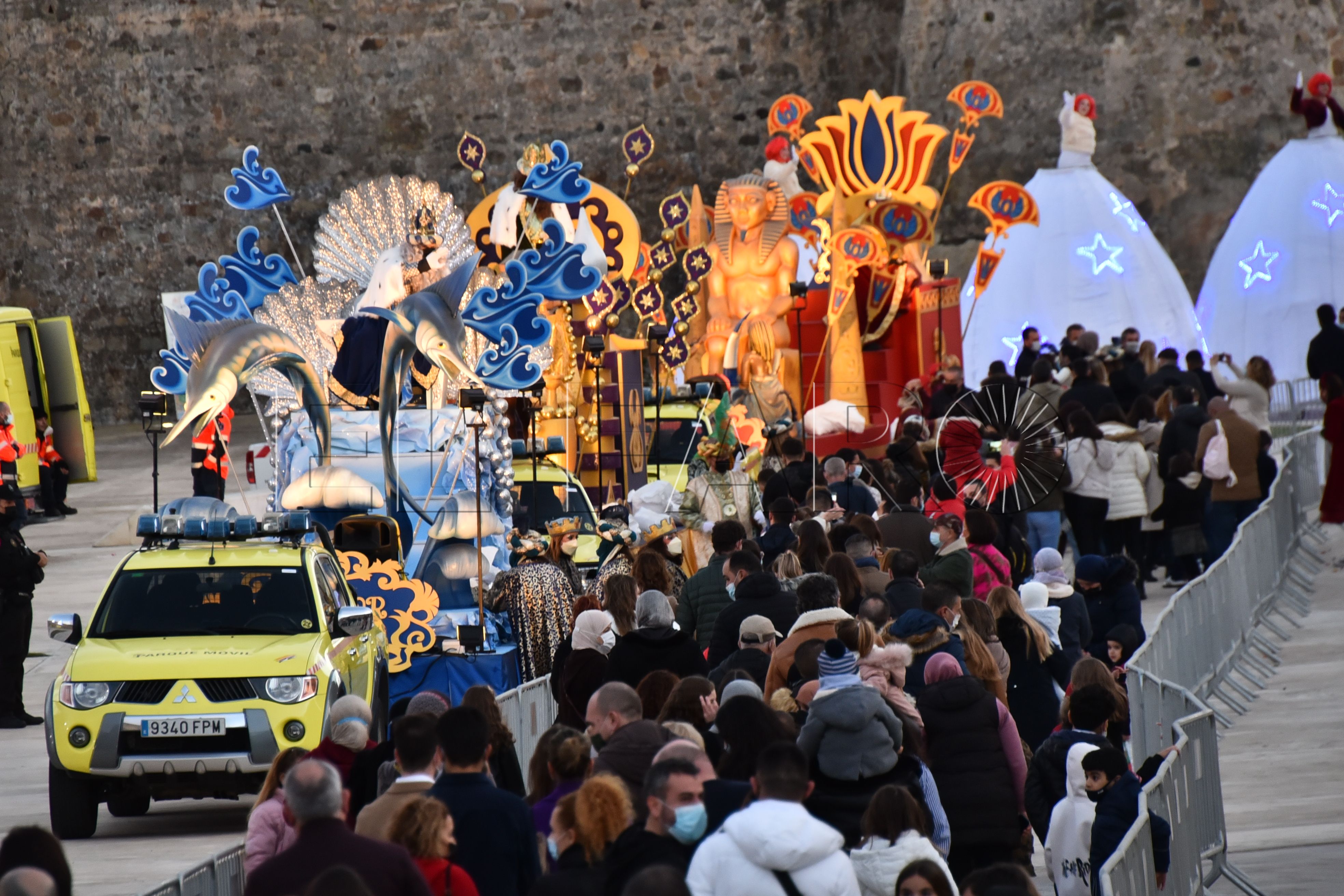 cabalgata-estatica-magicas-murallas-reales