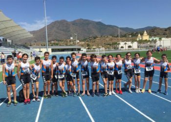club-tridingo-team-ceuta-galardonado-escuela-triatlon3