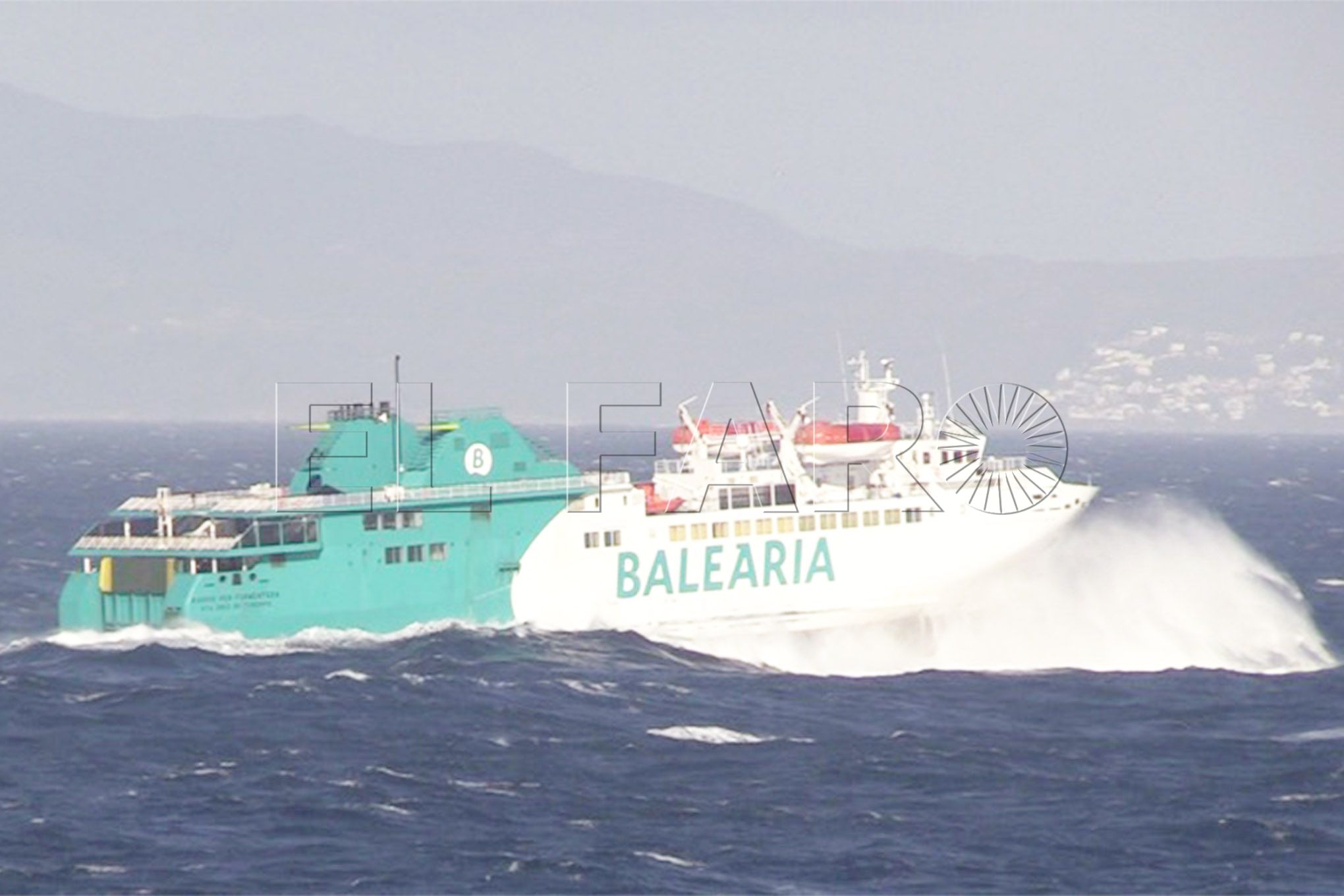luchan-barcos-levante-ruta-estrecho-002