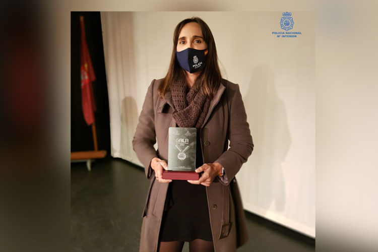maria-jimenez-toro-policia-nacional-piraguista