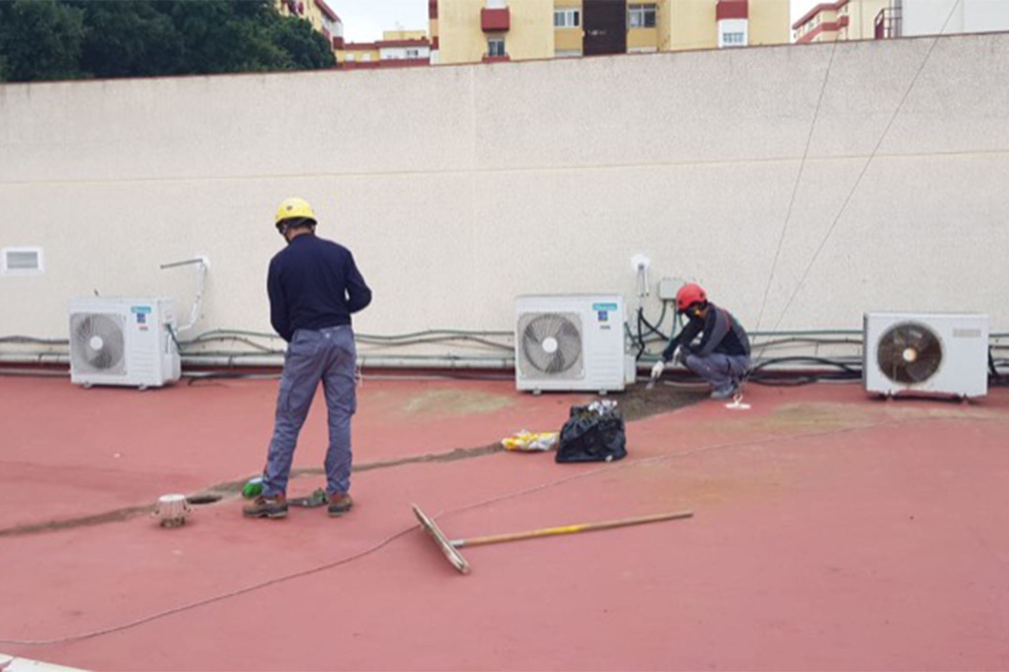 policia-trabajos-reparacion-001