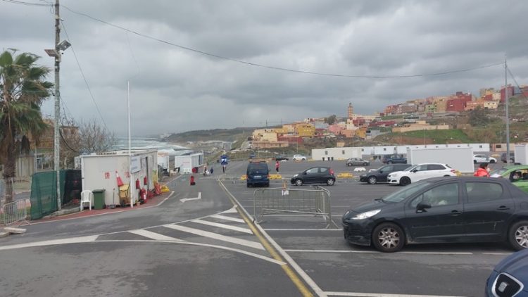 punto-covid-sin-proteccion-lluvia