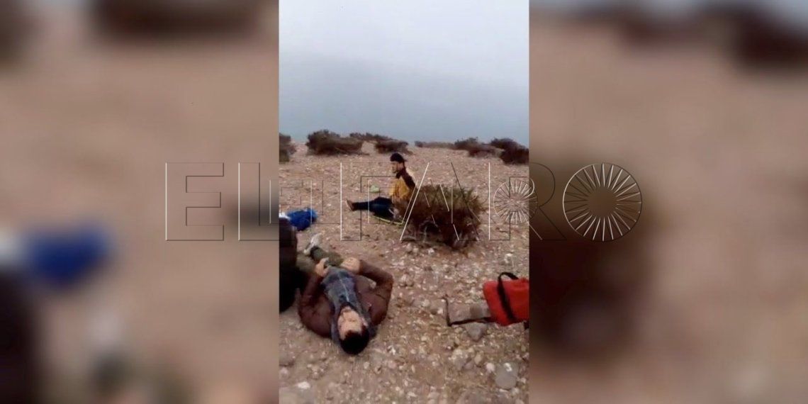 una-familia-de-inmigrantes-con-un-bebe-llega-a-las-islas-chafarinas-1140x570