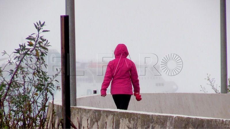 barcos-temporal-estrecho-004